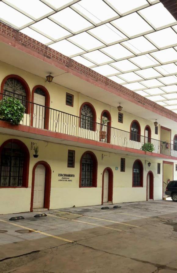 Hotel Maya Ixtlan Ixtlan del Rio Εξωτερικό φωτογραφία